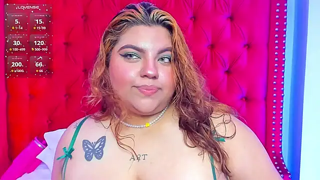 Snapshot of SunnyHoney_ chatting on July 10, 2026, 12:08 pm SunnyHoney online show from July 10, 2026, 12:08 pm