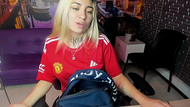 Tamaraa velez online show from March 21, 2026, 2:16 am