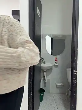 Belaros online show from March 5, 2026, 1:51 pm