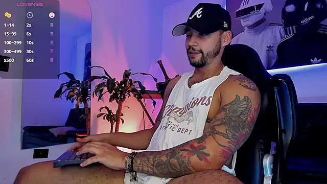 Snapshot of NikoHank_ chatting on July 19, 2026, 5:33 am NikoHank online show from July 19, 2026, 5:33 am