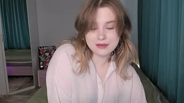 Snapshot of JennyHardy chatting on July 28, 2026, 1:54 pm JennyHardy online show from July 28, 2026, 1:54 pm