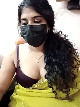 Sunitha28 online show from May 3, 2026, 4:35 pm