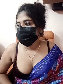 Sunitha28 online show from May 5, 2026, 4:59 pm
