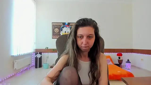 Ellina Star online show from May 7, 2026, 8:09 am