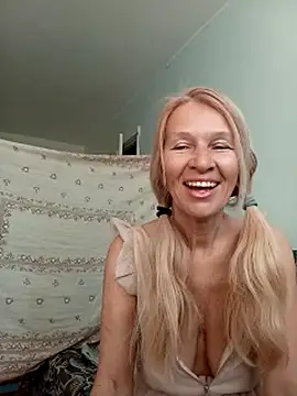 ViktoriaSexi1 online show from April 24, 2026, 4:48 am