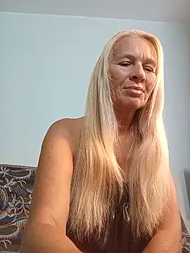 Snapshot of ViktoriaSexi1 chatting on July 31, 2026, 4:39 pm ViktoriaSexi1 online show from July 31, 2026, 4:39 pm