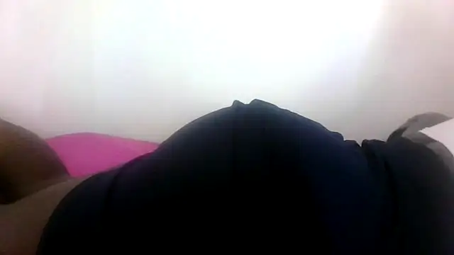 simphiwe23 online show from April 12, 2026, 11:48 am