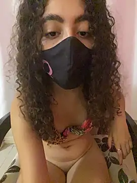 Ravennaaaaa online show from April 7, 2026, 12:22 am