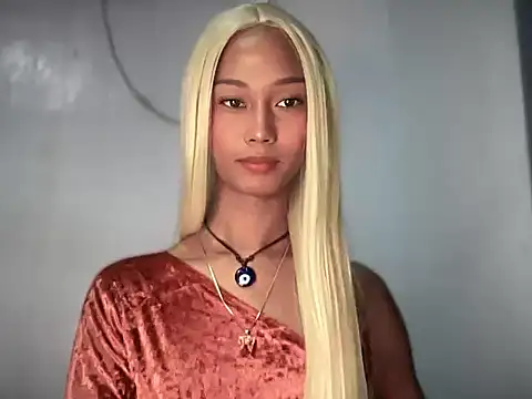 Sunkissed seductress online show from March 26, 2026, 7:30 pm