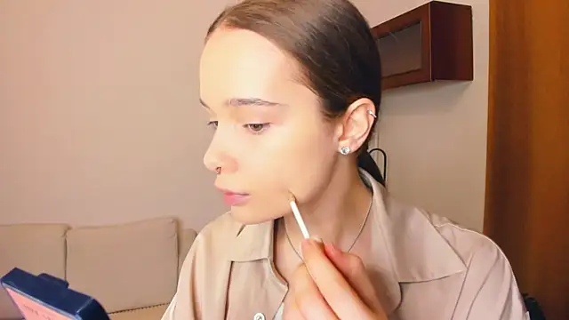 MeriPhelan online show from March 24, 2026, 10:31 am