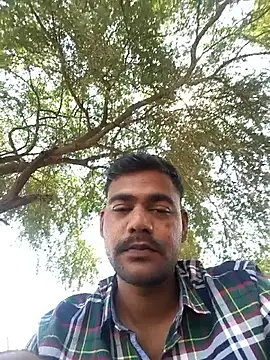 akshat234556 online show from March 29, 2026, 7:52 am