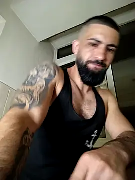 Tommy Porn  online show from April 29, 2026, 9:32 pm