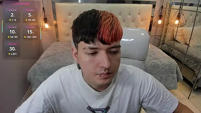 Santiago morgan online show from April 24, 2026, 10:45 pm