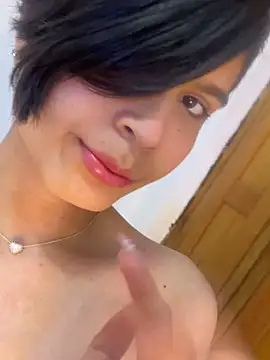 Camilaladysmith online show from April 11, 2026, 8:57 pm