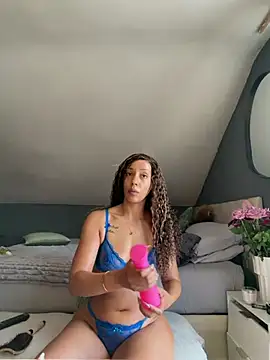 Saskia xx online show from June 17, 2026, 9:23 am