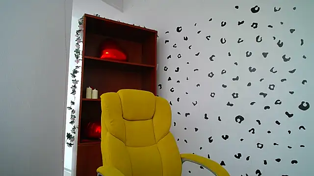 Nionelly online show from March 25, 2026, 9:37 am