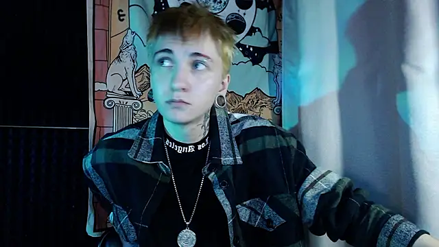 Snapshot of ray-taylorrr chatting on March 13, 2026, 3:18 pm ray-taylorrr online show from March 13, 2026, 3:18 pm