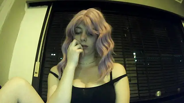 haileyderckx online show from March 25, 2026, 5:08 pm