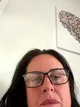 BunnyBallyX online show from May 16, 2026, 4:53 am
