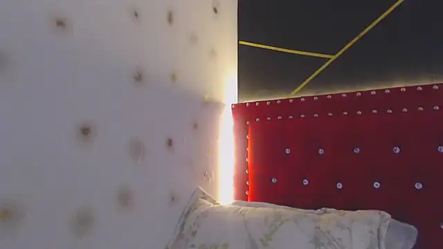 danielawidx online show from April 9, 2026, 11:21 pm