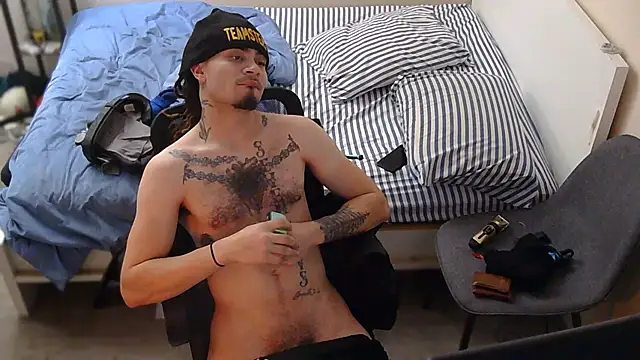 Snapshot of thxbxbydjxc chatting on March 8, 2026, 3:21 am thxbxbydjxc online show from March 8, 2026, 3:21 am