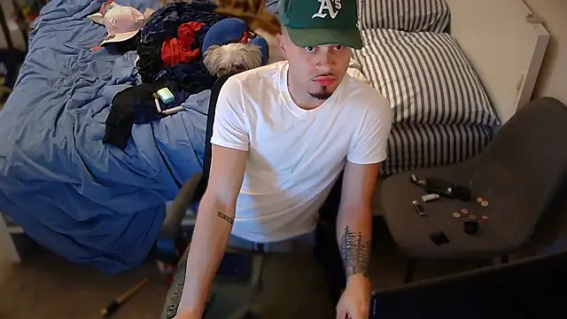 Snapshot of thxbxbydjxc chatting on March 16, 2026, 8:07 am thxbxbydjxc online show from March 16, 2026, 8:07 am