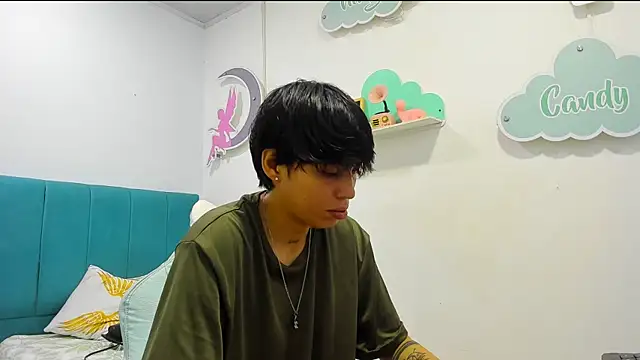 ivyheat3 online show from April 28, 2026, 3:11 am