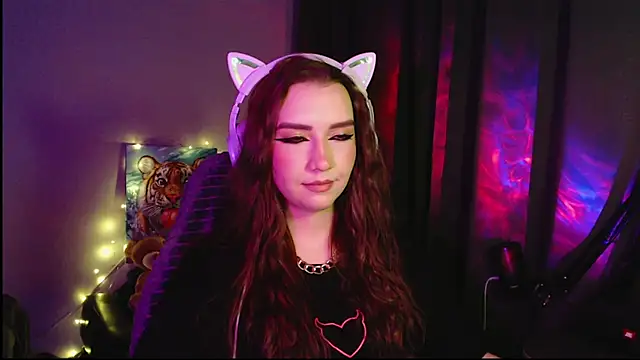 Celia Sensual  online show from April 23, 2026, 6:54 pm