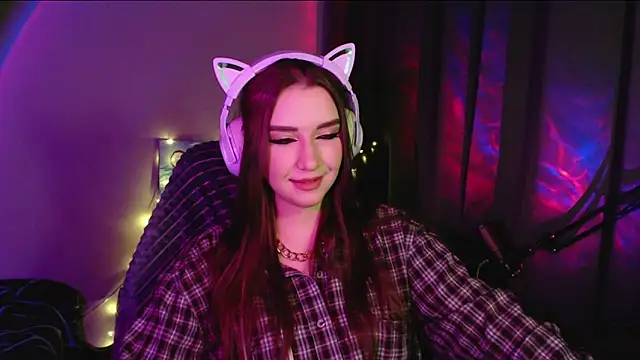 Celia Sensual  online show from May 9, 2026, 6:57 pm
