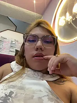 Snapshot of Lia_Sterling chatting on April 12, 2026, 5:18 pm Lia Sterling online show from April 12, 2026, 5:18 pm