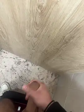 nikos 17 online show from March 10, 2026, 9:58 am