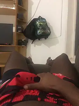 Snapshot of Henriqueamoror chatting on March 21, 2026, 4:50 am Henriqueamoror online show from March 21, 2026, 4:50 am