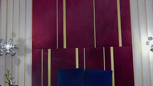 Noir Kitty online show from April 24, 2026, 2:19 pm