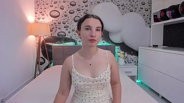 Snapshot of JosephineRows chatting on July 16, 2026, 12:11 pm JosephineRows online show from July 16, 2026, 12:11 pm