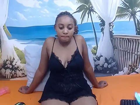 HoneyGlowXXO online show from May 20, 2026, 5:57 am