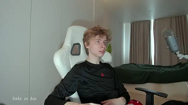 Wawesuc online show from April 4, 2026, 6:33 am