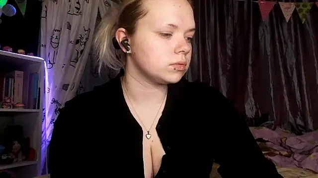 Snapshot of AnimeGirl67 chatting on March 21, 2026, 7:39 pm AnimeGirl67 online show from March 21, 2026, 7:39 pm