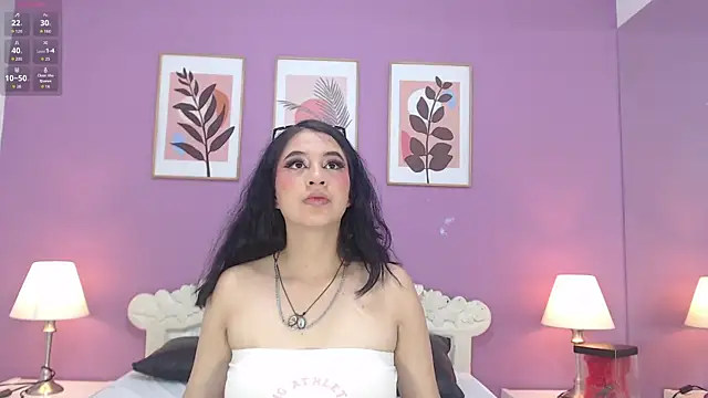 Snapshot of YayaQueen chatting on May 8, 2026, 11:48 am YayaQueen online show from May 8, 2026, 11:48 am