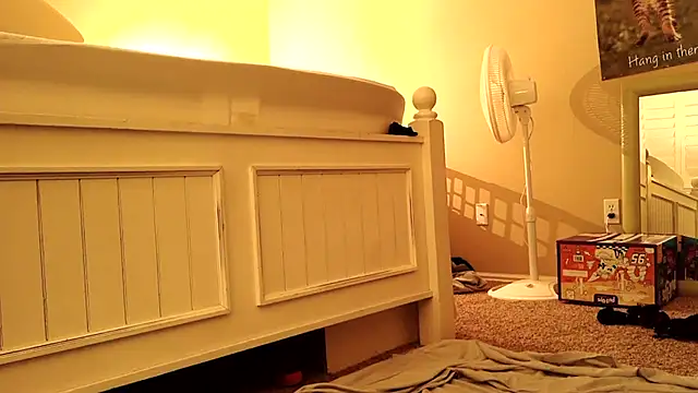 katmeowyou online show from March 29, 2026, 4:45 am