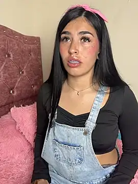 Charlothe1 online show from April 11, 2026, 12:48 am