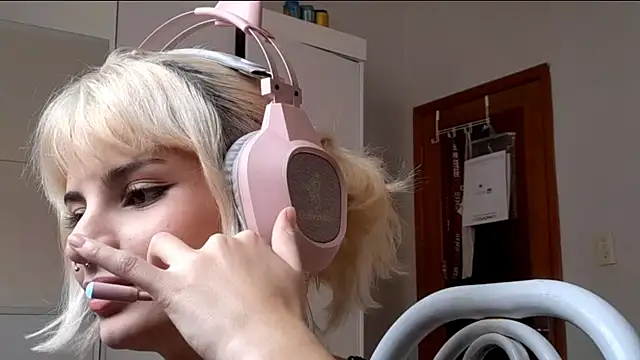 JustinCerqueira online show from March 11, 2026, 4:13 pm