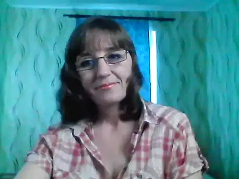Alisaprice077 online show from April 1, 2026, 8:59 am
