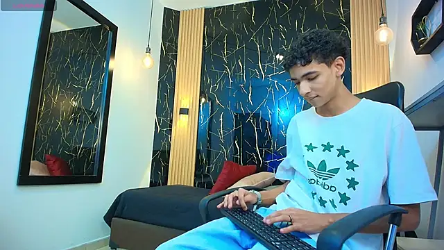 ValeriHot 1 online show from March 30, 2026, 4:02 am