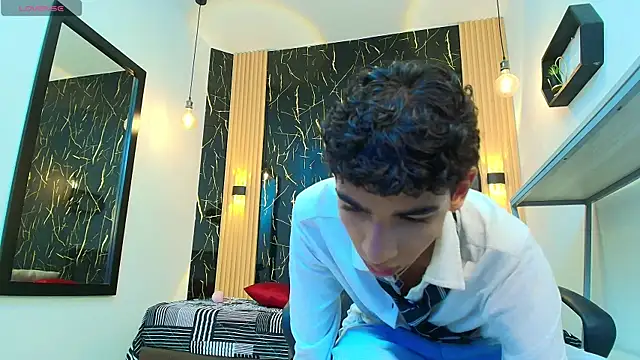 ValeriHot 1 online show from April 26, 2026, 2:53 am