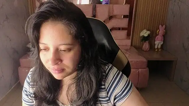 Snapshot of sara_tellez_s chatting on July 15, 2026, 12:21 pm sara tellez s online show from July 15, 2026, 12:21 pm