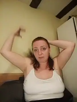 Bella-Monroe online show from March 16, 2026, 6:56 pm