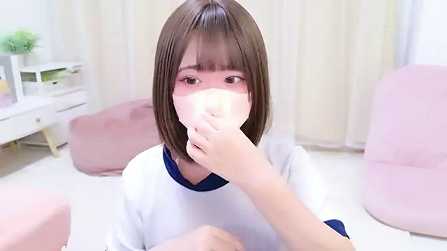 Snapshot of TSU-YU chatting on April 21, 2026, 9:04 am TSU-YU online show from April 21, 2026, 9:04 am