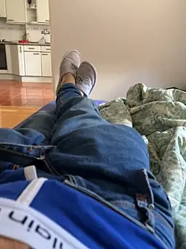 angeldeseo online show from March 15, 2026, 12:22 pm