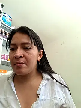 Snapshot of Dr_Edna_naughty chatting on May 24, 2026, 3:28 pm Dr Edna naughty online show from May 24, 2026, 3:28 pm