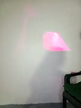 Carolinna online show from April 1, 2026, 1:41 pm